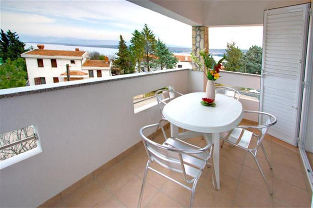 Villa San Malinska Εξωτερικό φωτογραφία